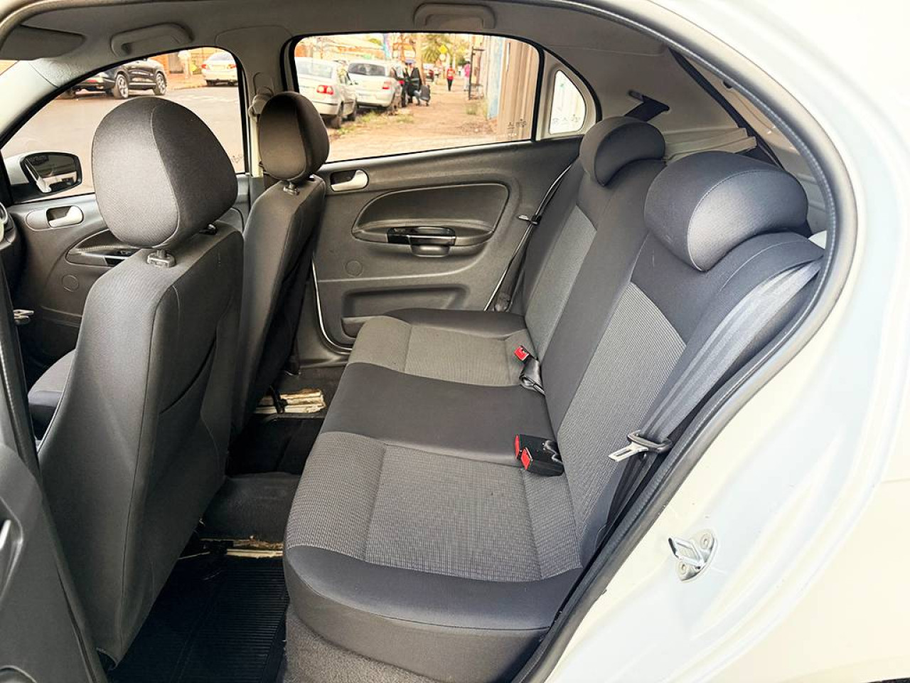 VOLKSWAGEN Gol 1.0 MI 8V