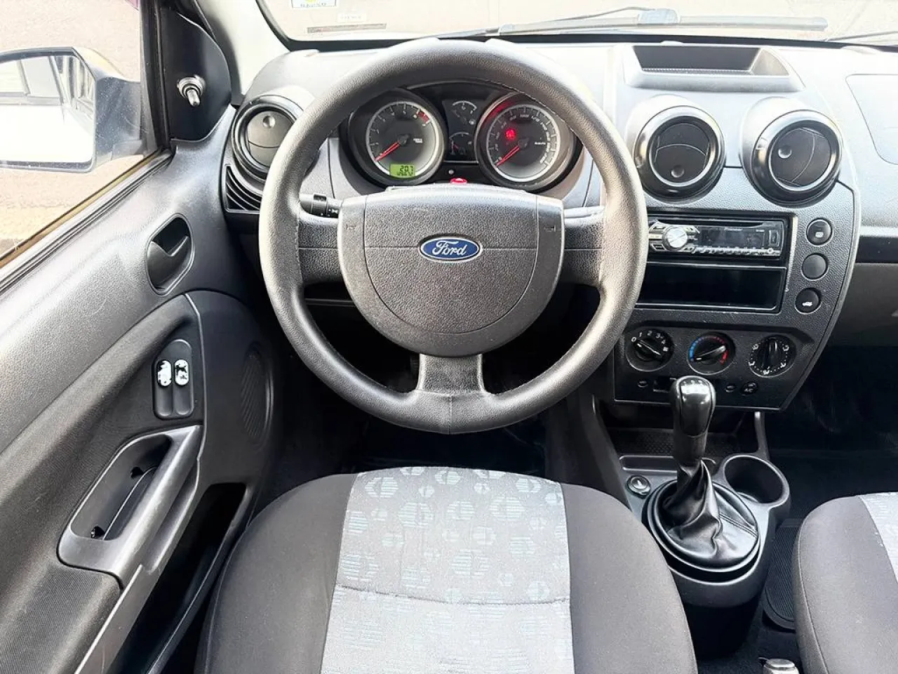 FORD FIESTA 1.0 MPI HATCH 8V