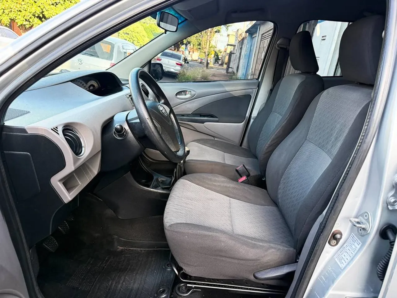 TOYOTA ETIOS 1.5 XLS SEDAN 16V