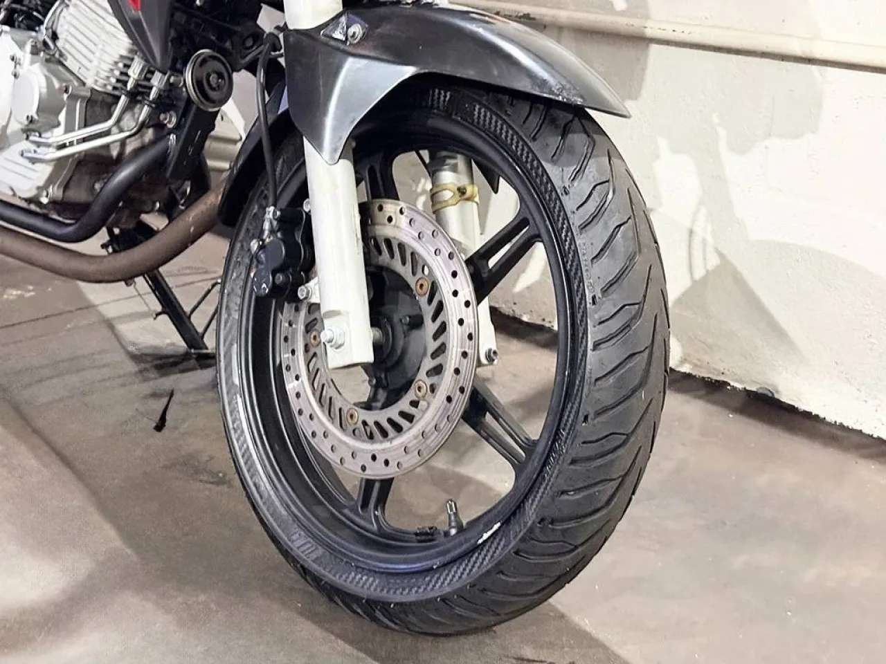 HONDA CB 300R