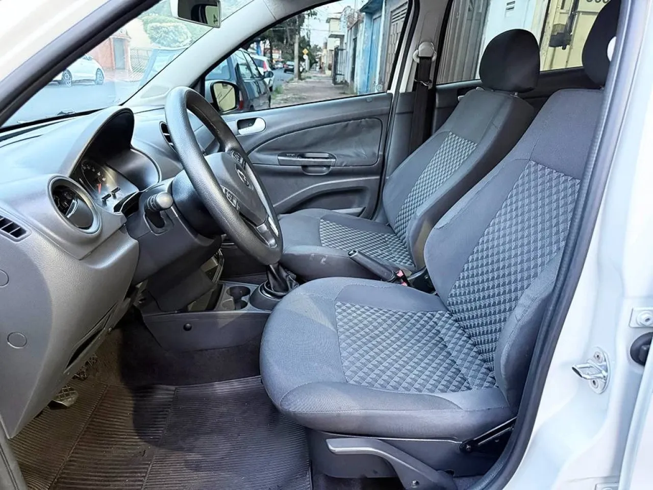 VOLKSWAGEN Voyage 1.0 MI COMFORTLINE 8V