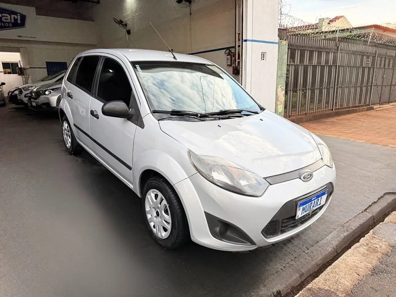 FORD FIESTA 1.0 ROCAM HATCH 8V