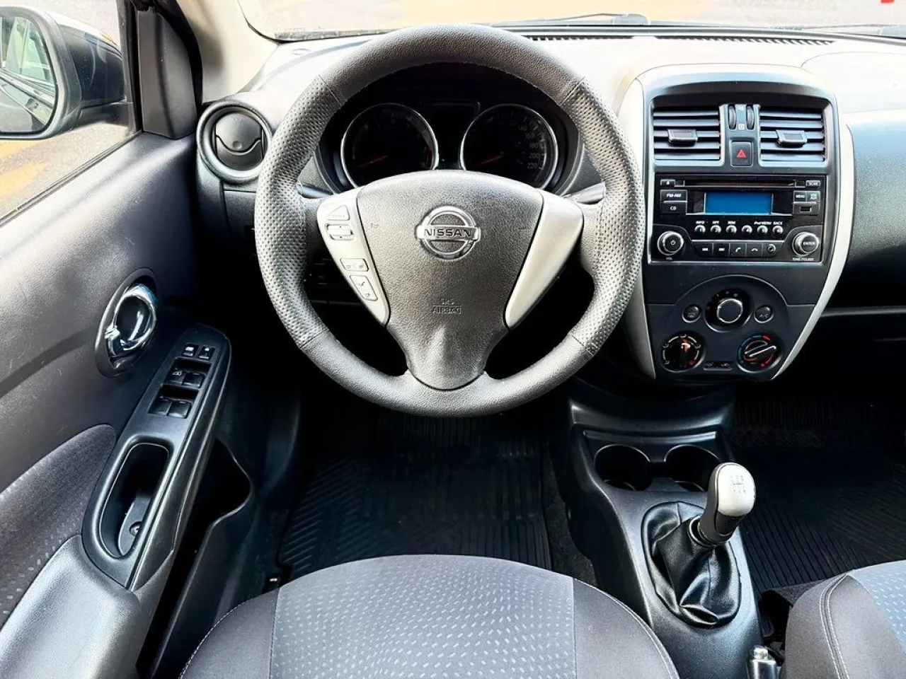 NISSAN VERSA 1.6 16V SL
