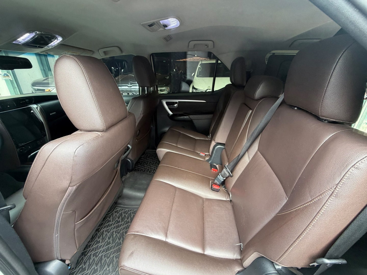 TOYOTA HILUX SW42.8 SRX 4X4 7 LUGARES 16V TURBO INTERCOOLER DIESEL 4P AUTOMÁTICO 2018