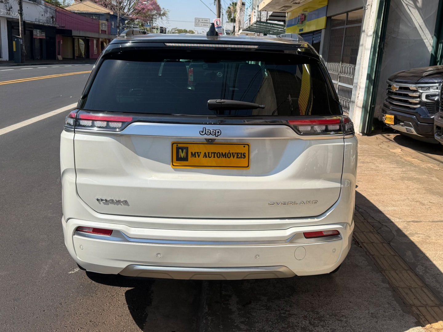 JEEP COMMANDER2.0 TD380 TURBO DIESEL OVERLAND AT9 2022