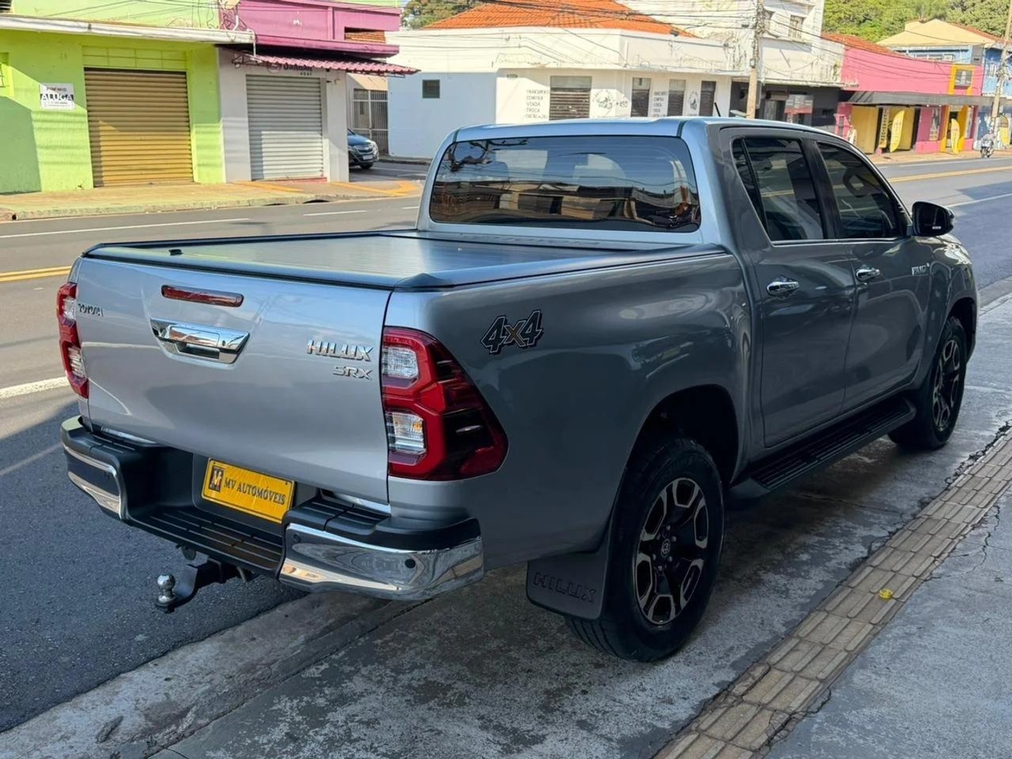 TOYOTA HILUX2.8 D-4D TURBO DIESEL CD SRX LIMITED 4X4 AUTOMÁTICO 2023