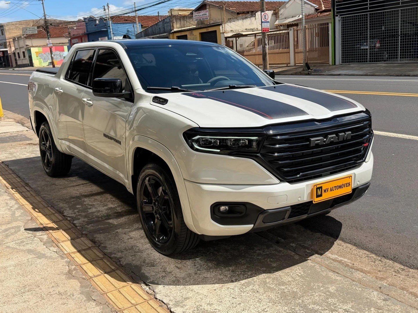 RAM RAMPAGE2.0 HURRICANE 4 TURBO GASOLINA R/T 4X4 AUTOMÁTICO 2024