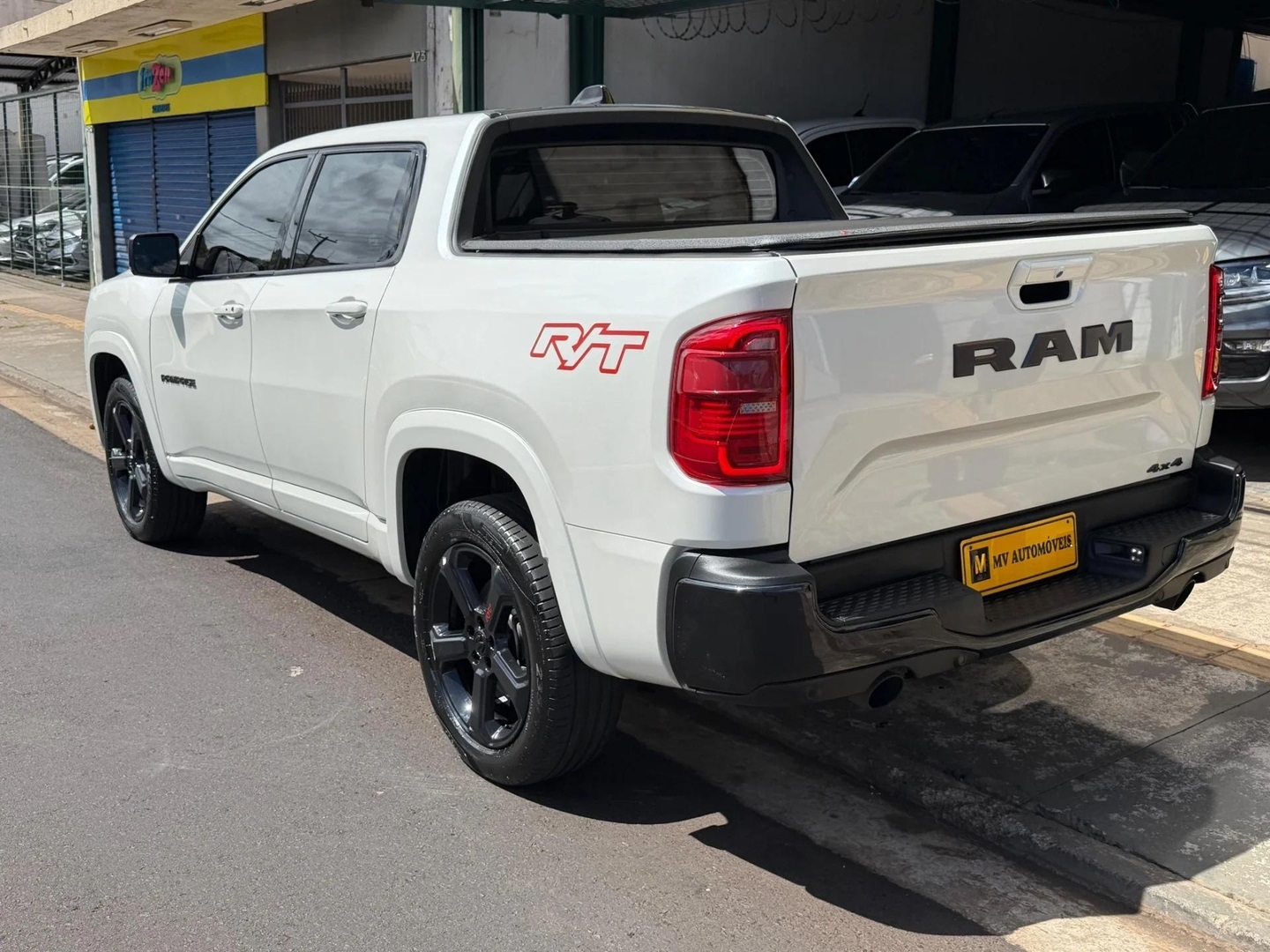 RAM RAMPAGE2.0 HURRICANE 4 TURBO GASOLINA R/T 4X4 AUTOMÁTICO 2024