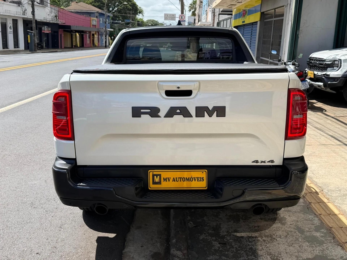 RAM RAMPAGE2.0 HURRICANE 4 TURBO GASOLINA R/T 4X4 AUTOMÁTICO 2024
