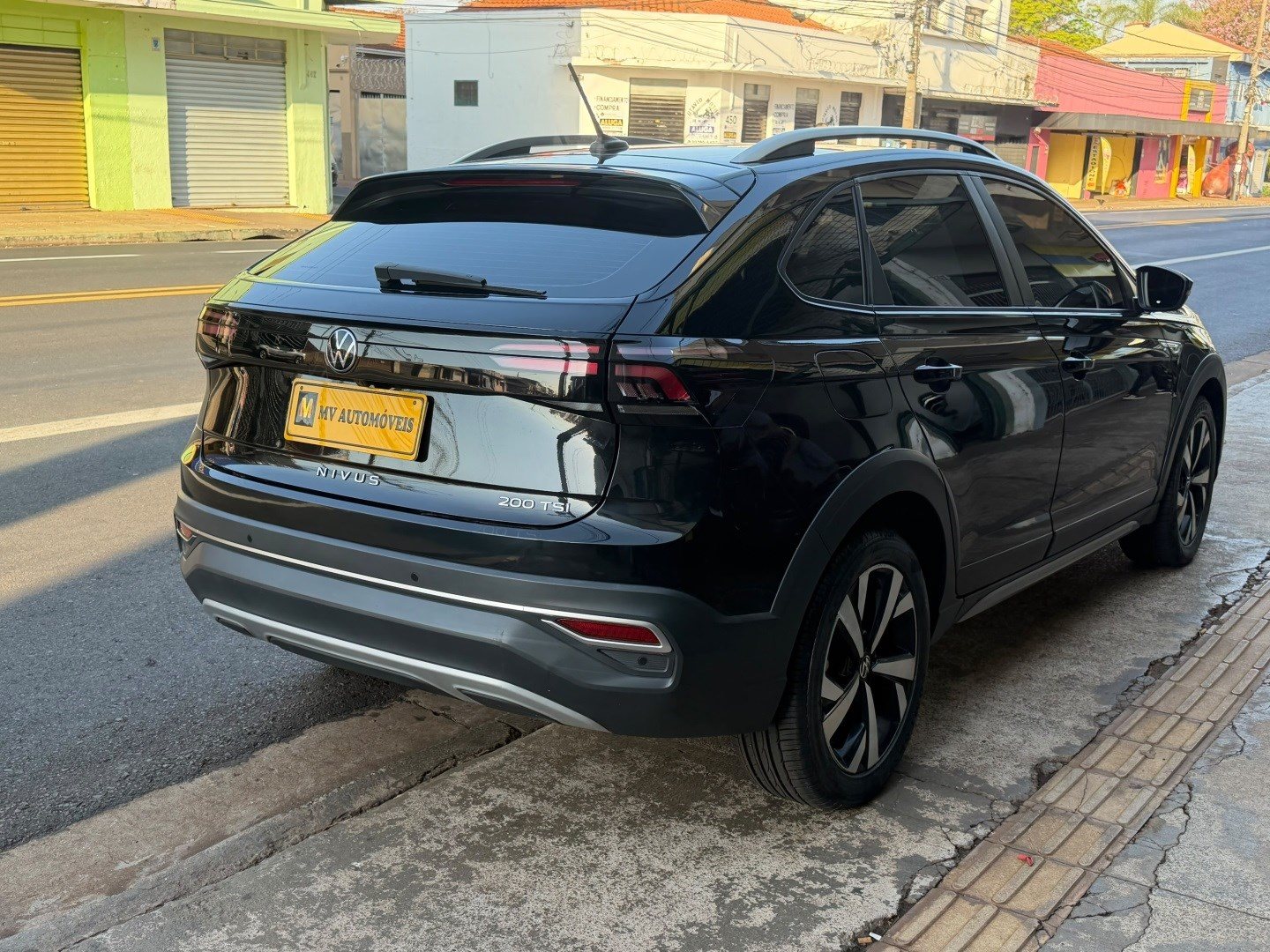 VOLKSWAGEN NIVUS1.0 200 TSI TOTAL FLEX HIGHLINE AUTOMÁTICO 2024