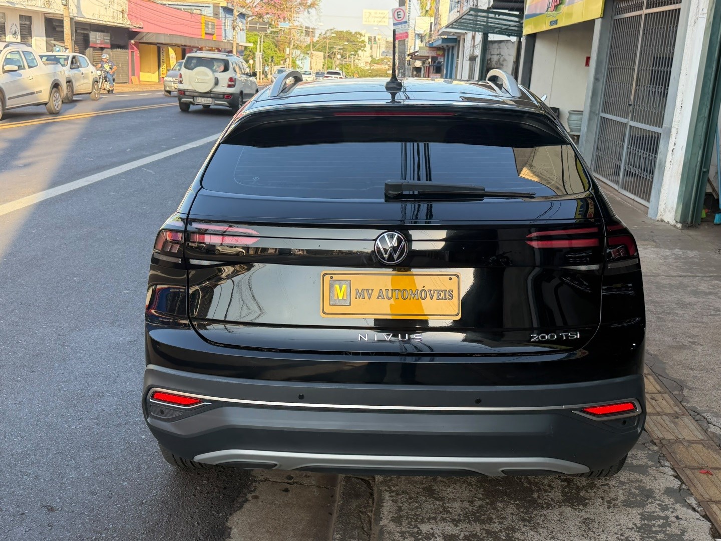 VOLKSWAGEN NIVUS1.0 200 TSI TOTAL FLEX HIGHLINE AUTOMÁTICO 2024