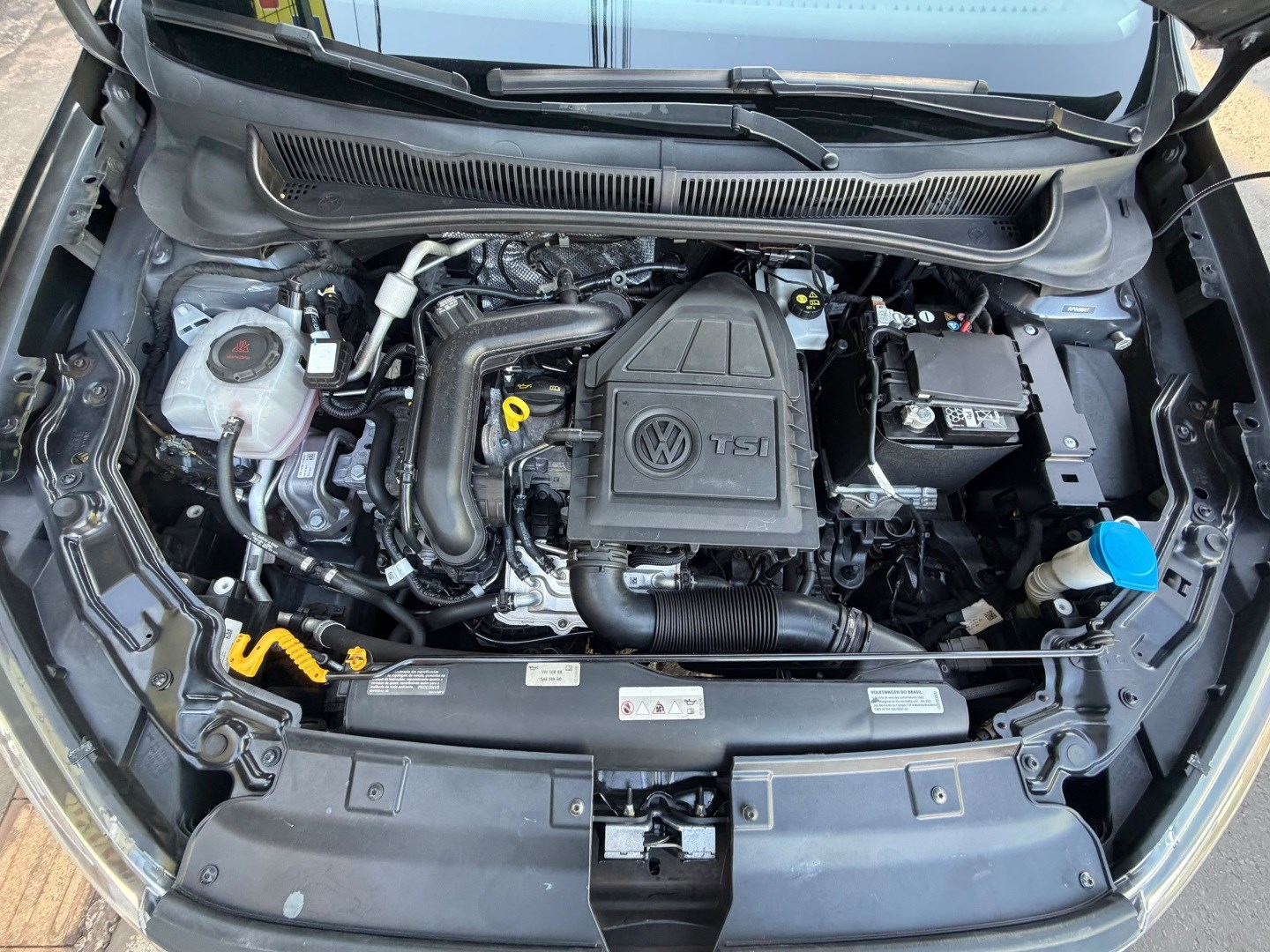 VOLKSWAGEN NIVUS1.0 200 TSI TOTAL FLEX HIGHLINE AUTOMÁTICO 2024