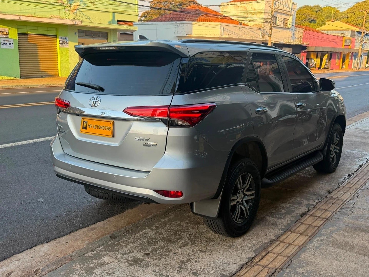 TOYOTA HILUX SW42.7 SRV 7 LUGARES 4X2 16V FLEX 4P AUTOMÁTICO 2020
