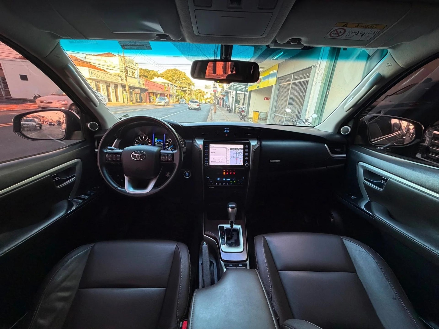 TOYOTA HILUX SW42.7 SRV 7 LUGARES 4X2 16V FLEX 4P AUTOMÁTICO 2020