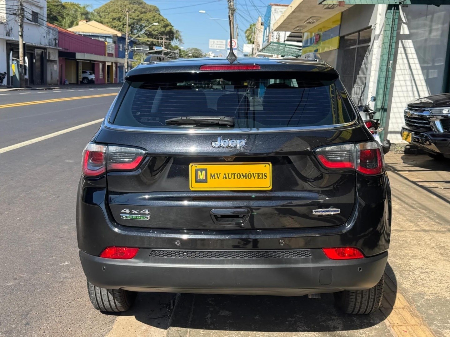 JEEP COMPASS2.0 16V DIESEL LONGITUDE 4X4 AUTOMÁTICO 2019