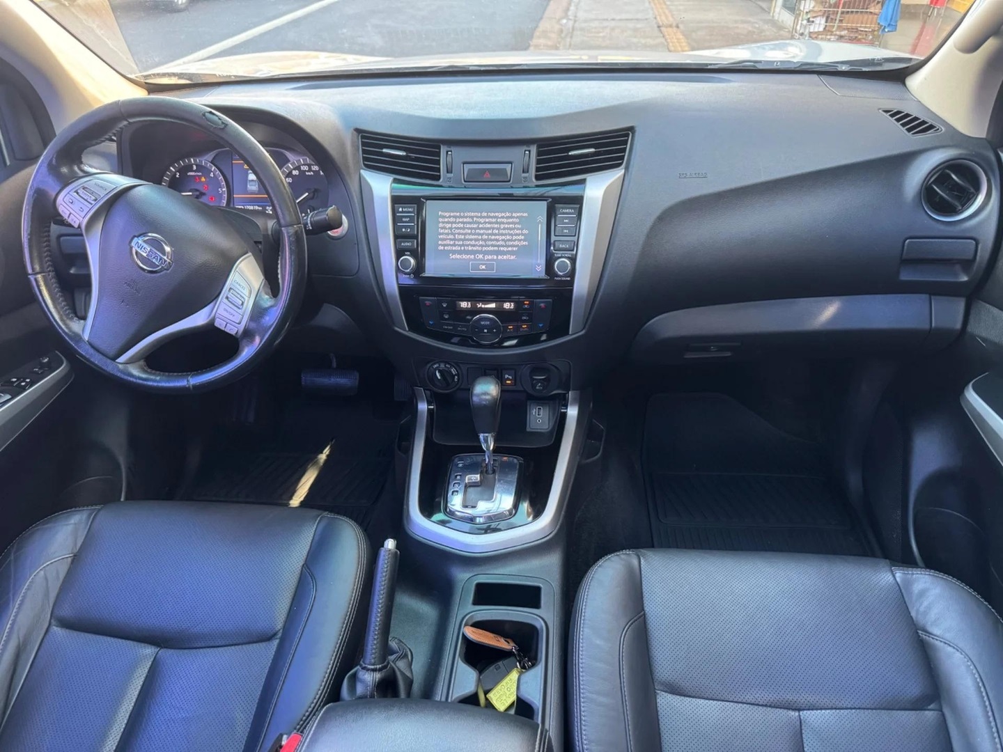 NISSAN FRONTIER2.3 16V TURBO DIESEL LE CD 4X4 AUTOMÁTICO 2020