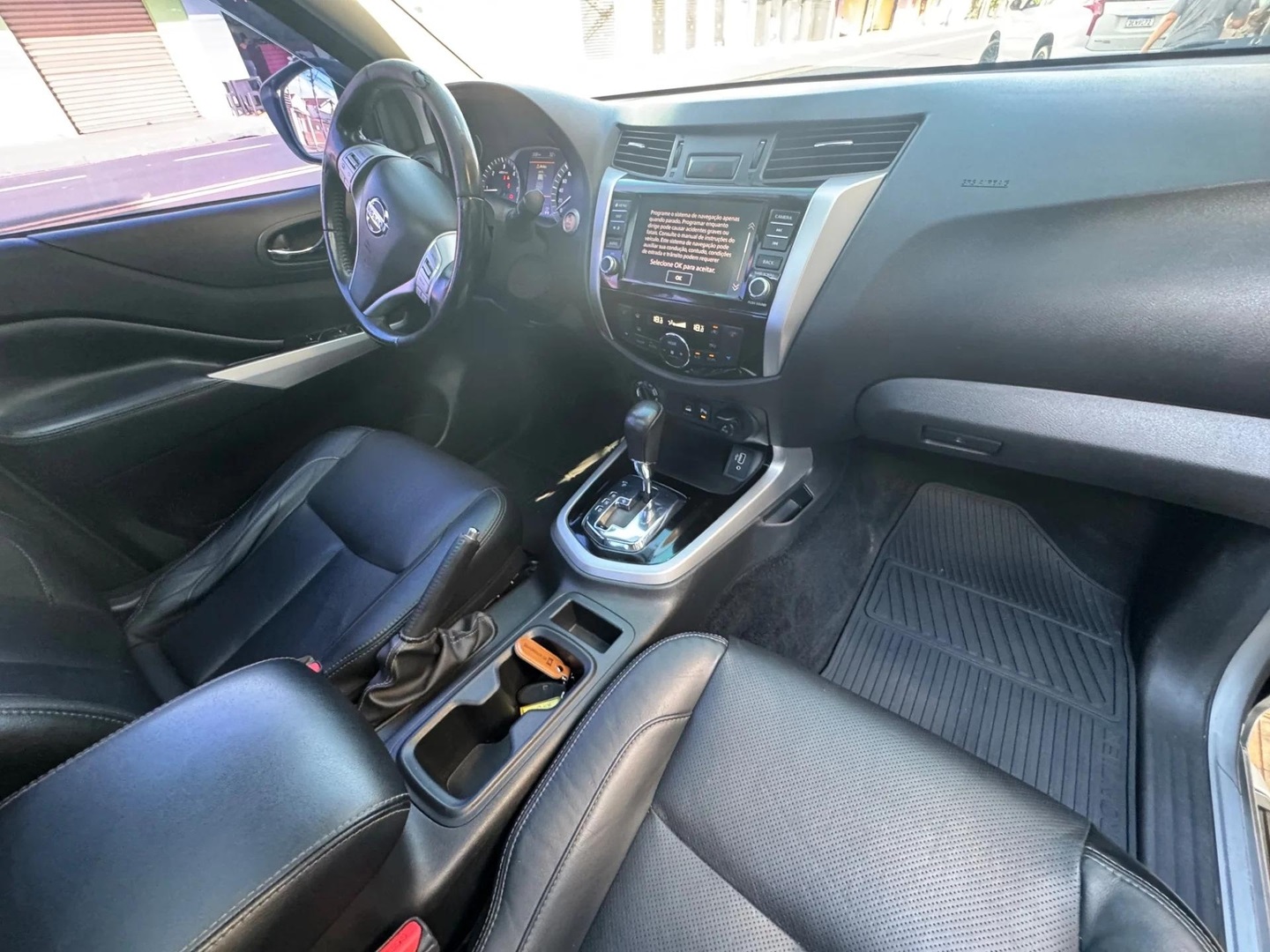 NISSAN FRONTIER2.3 16V TURBO DIESEL LE CD 4X4 AUTOMÁTICO 2020