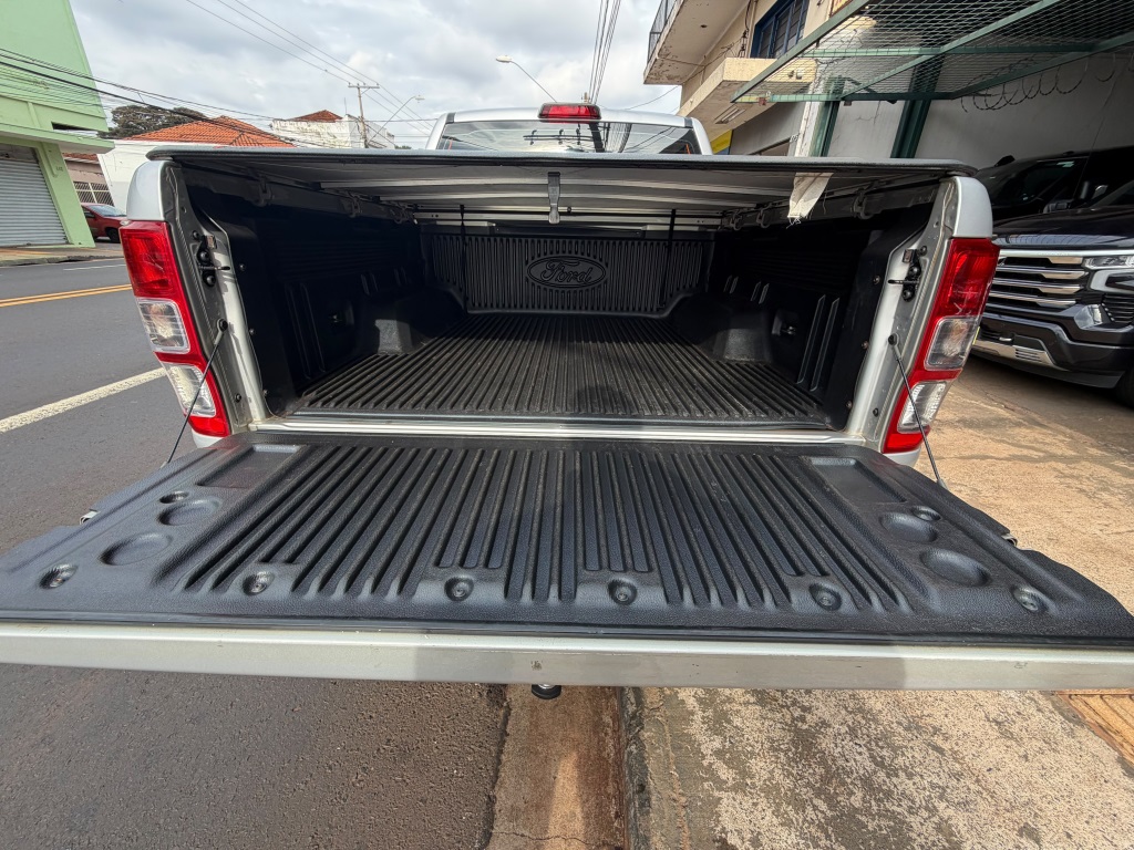 FORD RANGER2.2 XLS 4X4 CD 16V DIESEL 4P AUTOMÁTICO 2018