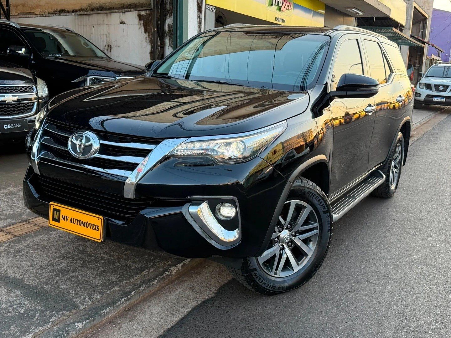 TOYOTA HILUX SW42.8 SRX 4X4 16V TURBO INTERCOOLER DIESEL 4P AUTOMÁTICO 2019