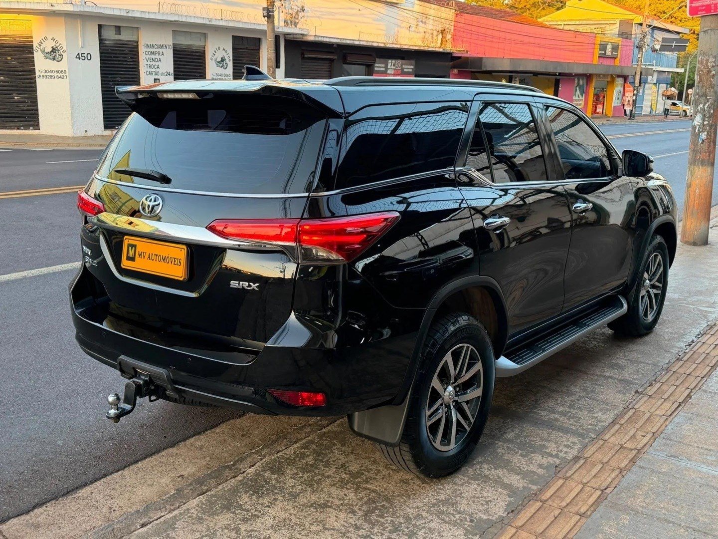 TOYOTA HILUX SW42.8 SRX 4X4 16V TURBO INTERCOOLER DIESEL 4P AUTOMÁTICO 2019
