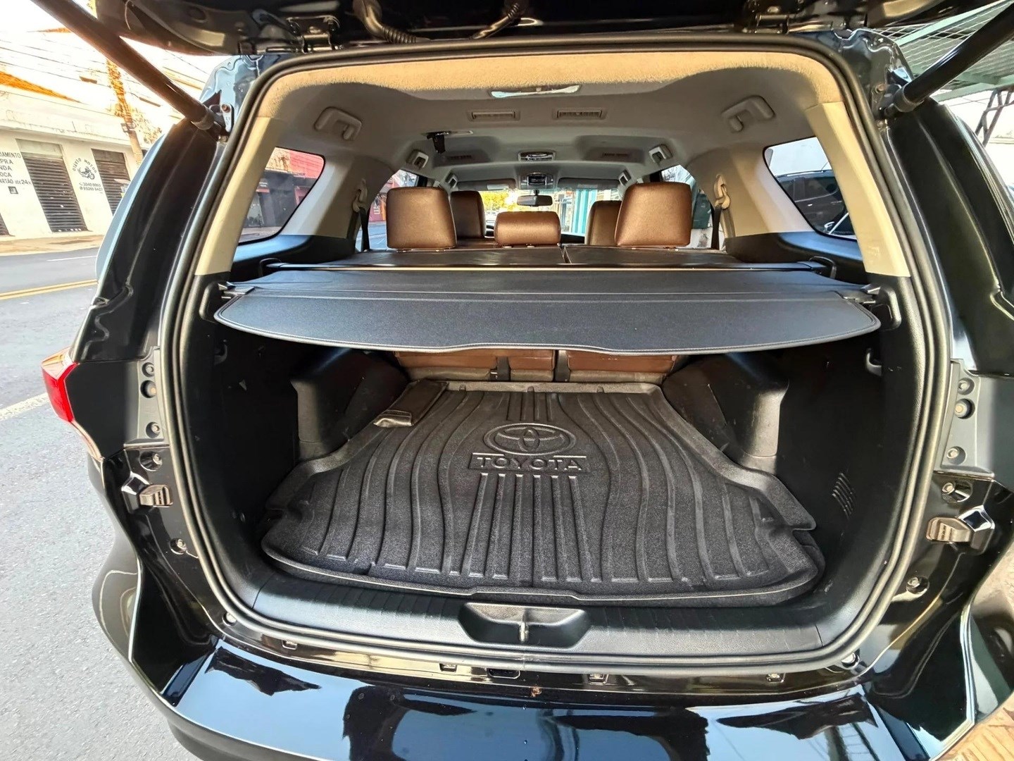 TOYOTA HILUX SW42.8 SRX 4X4 16V TURBO INTERCOOLER DIESEL 4P AUTOMÁTICO 2019