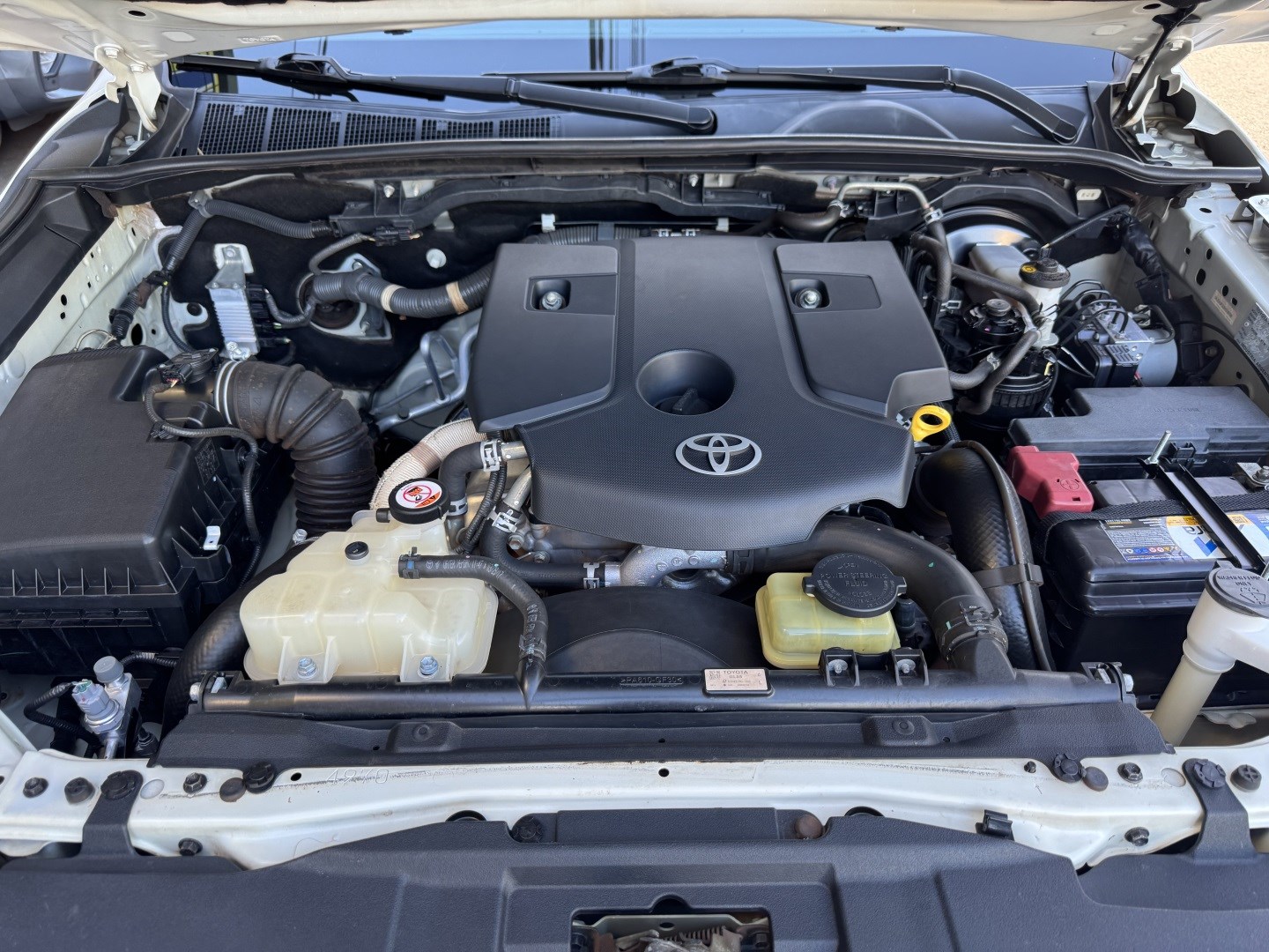 TOYOTA HILUX SW42.8 SRX 4X4 16V TURBO INTERCOOLER DIESEL 4P AUTOMÁTICO 2017