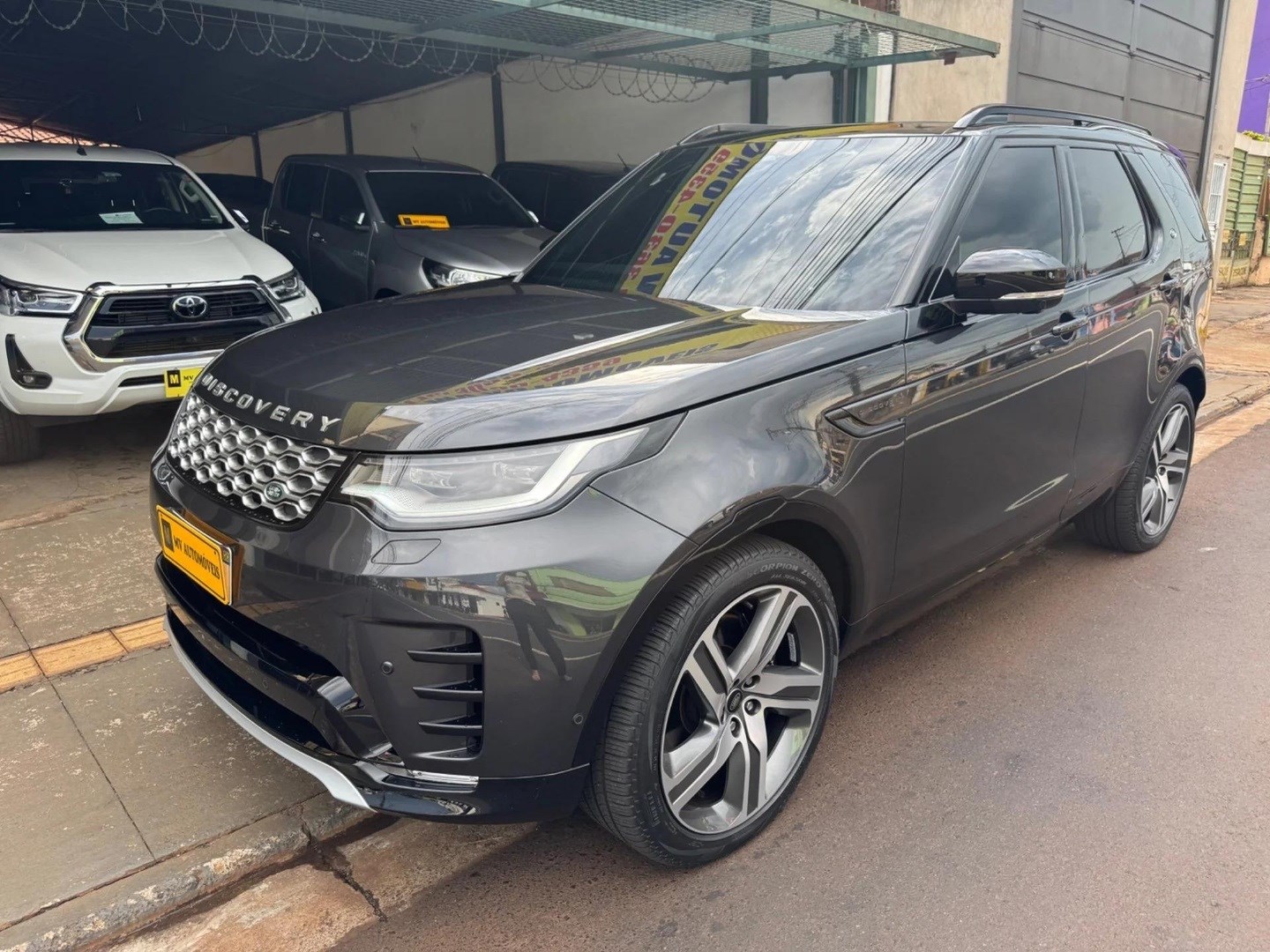 LAND ROVER DISCOVERY3.0 D300 TURBO DIESEL MHEV METROPOLITAN EDITION AUTOMÁTICO 2024