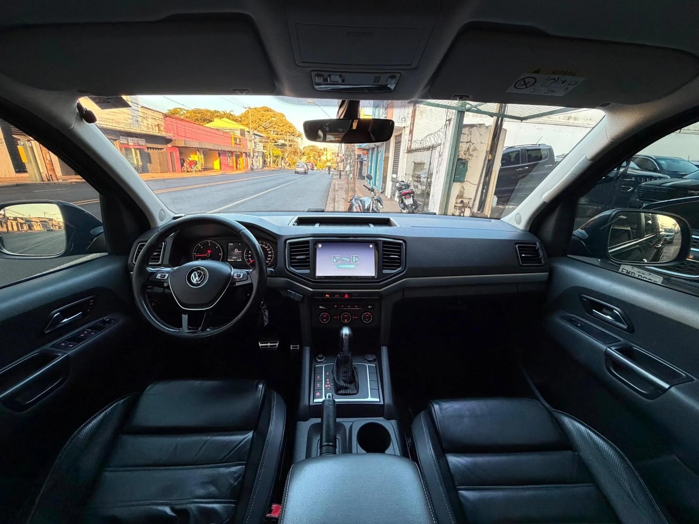 VOLKSWAGEN AMAROK2.0 HIGHLINE EXTREME 4X4 CD 16V TURBO INTERCOOLER DIESEL 4P AUTOMÁTICO 2017