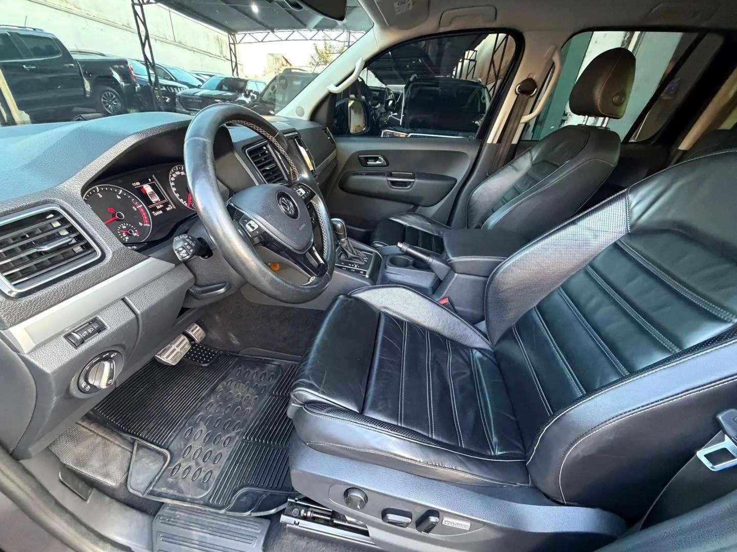 VOLKSWAGEN AMAROK2.0 HIGHLINE EXTREME 4X4 CD 16V TURBO INTERCOOLER DIESEL 4P AUTOMÁTICO 2017