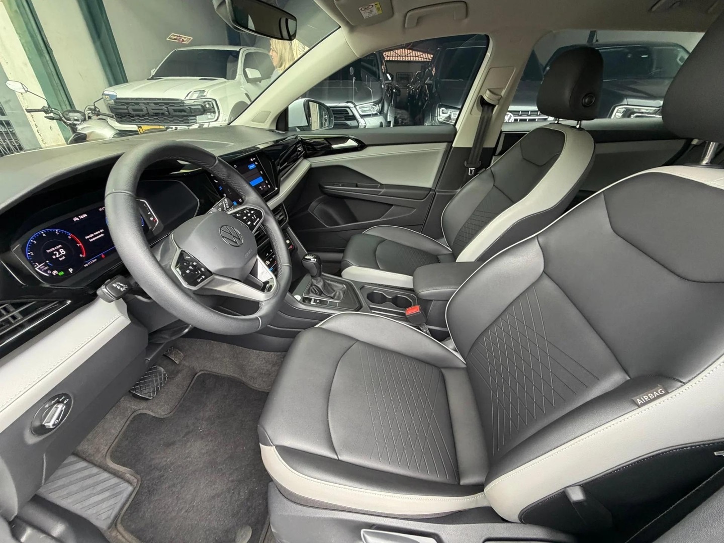 VOLKSWAGEN TAOS1.4 250 TSI TOTAL FLEX COMFORTLINE AUTOMÁTICO 2024