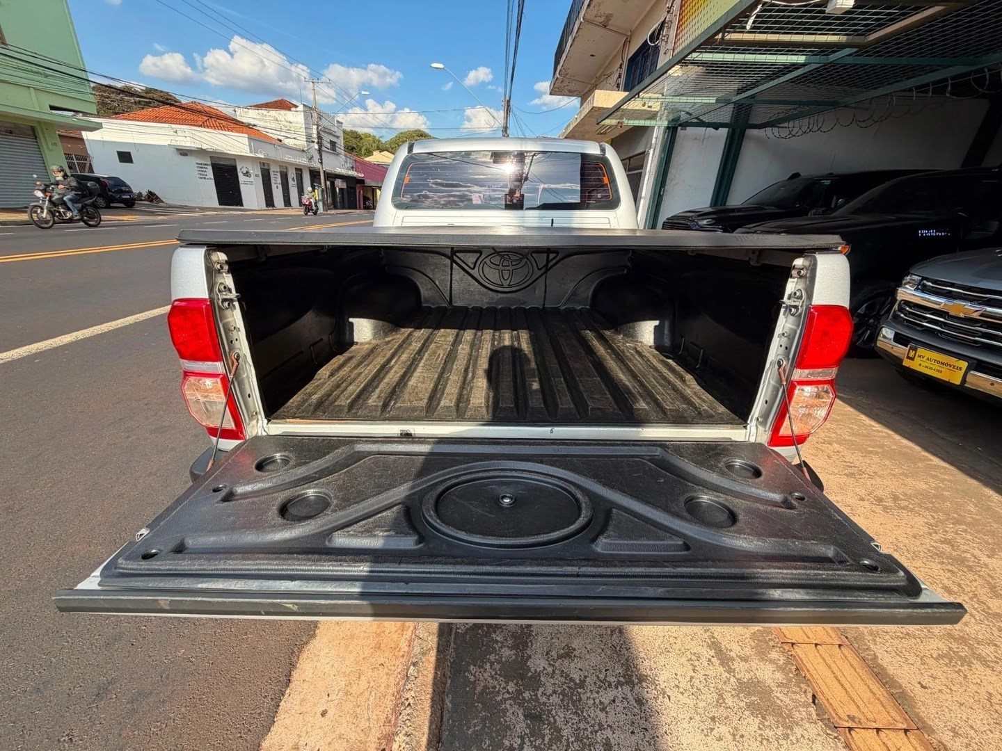 TOYOTA HILUX2.7 SR 4X2 CD 16V FLEX 4P AUTOMÁTICO 2015