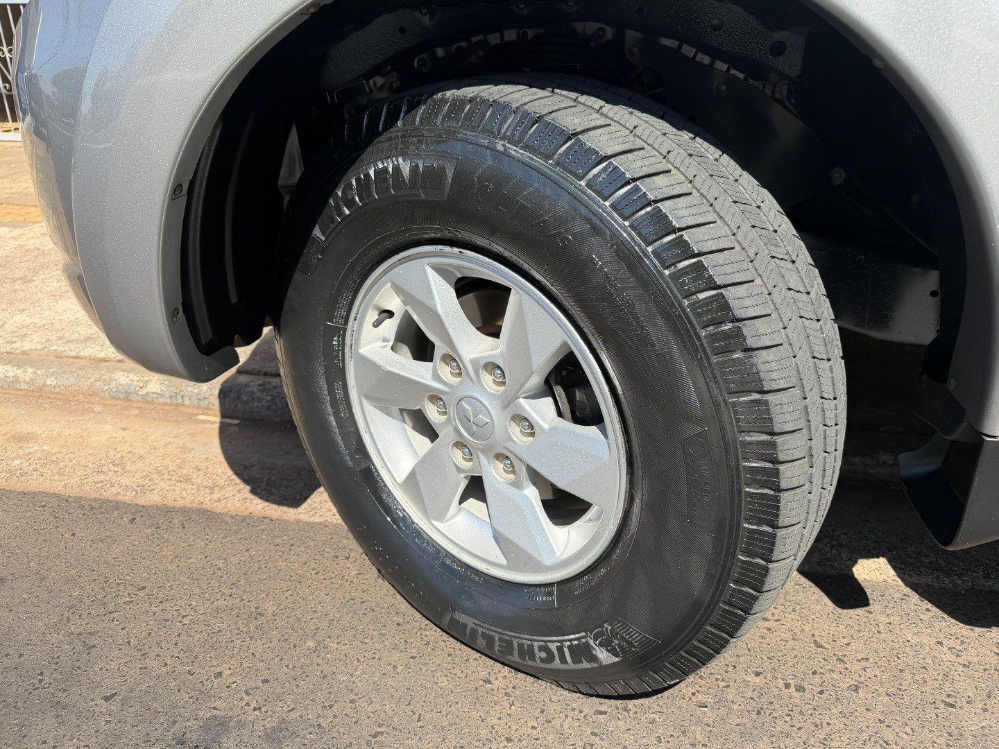 MITSUBISHI L200 TRITON2.4 16V TURBO DIESEL SPORT HPE CD 4P 4X4 AUTOMÁTICO 2018