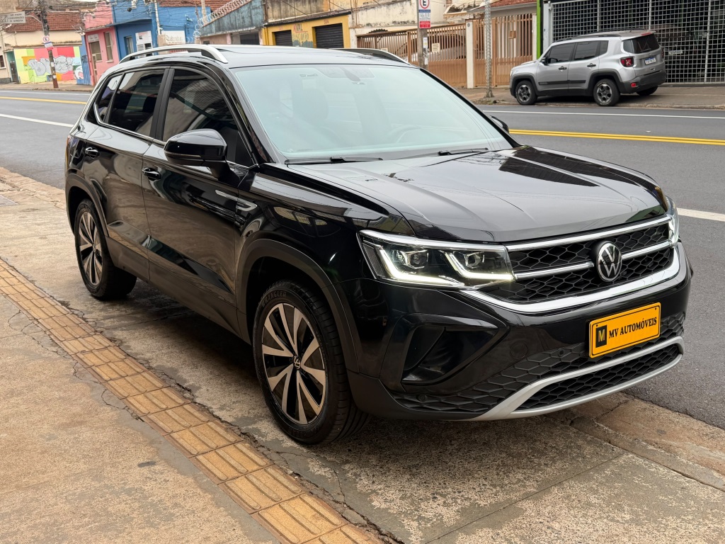 VOLKSWAGEN TAOS1.4 250 TSI TOTAL FLEX HIGHLINE AUTOMÁTICO 2022