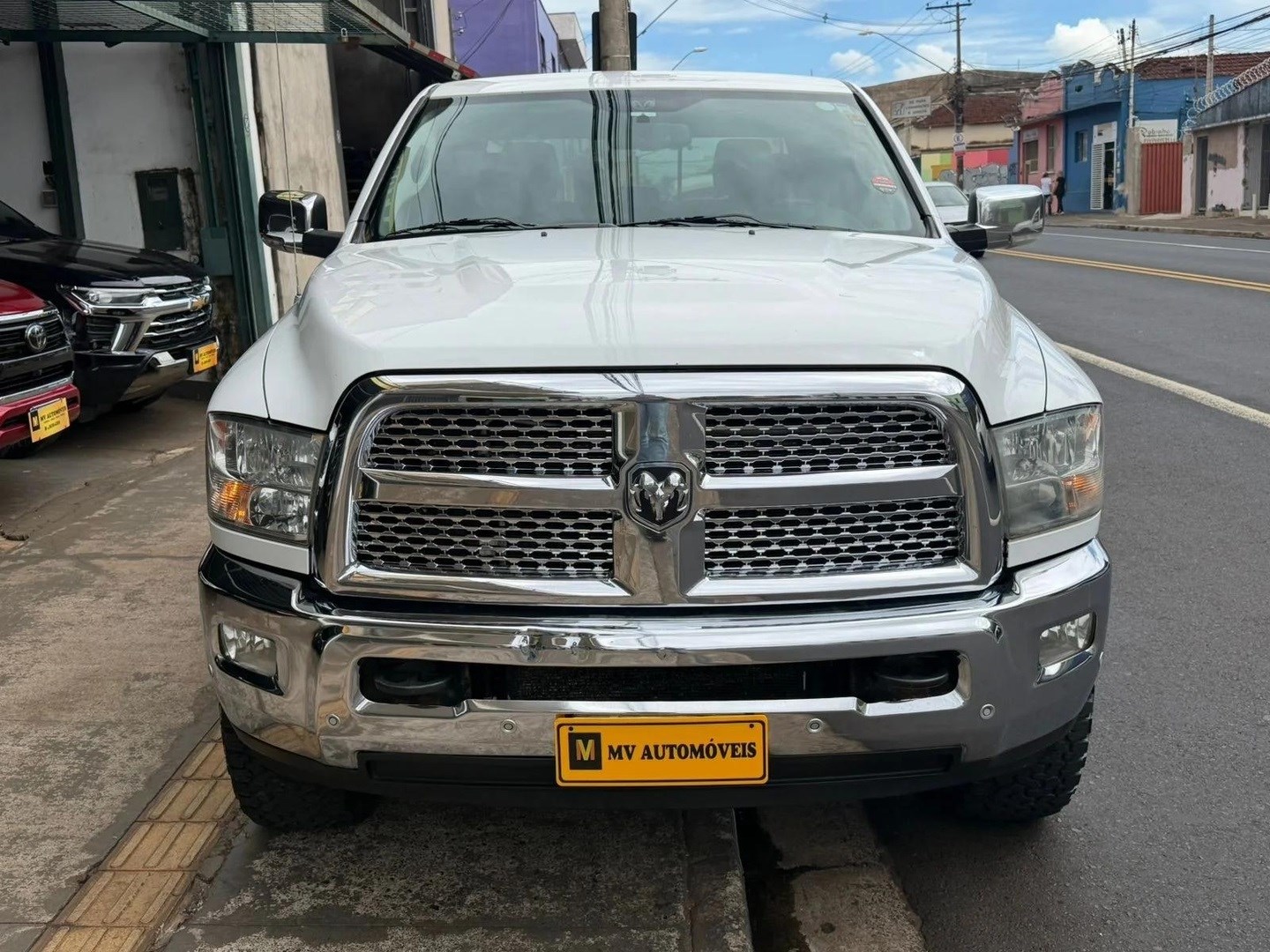 RAM 25006.7 LARAMIE 4X4 CD I6 TURBO DIESEL 4P AUTOMÁTICO 2012