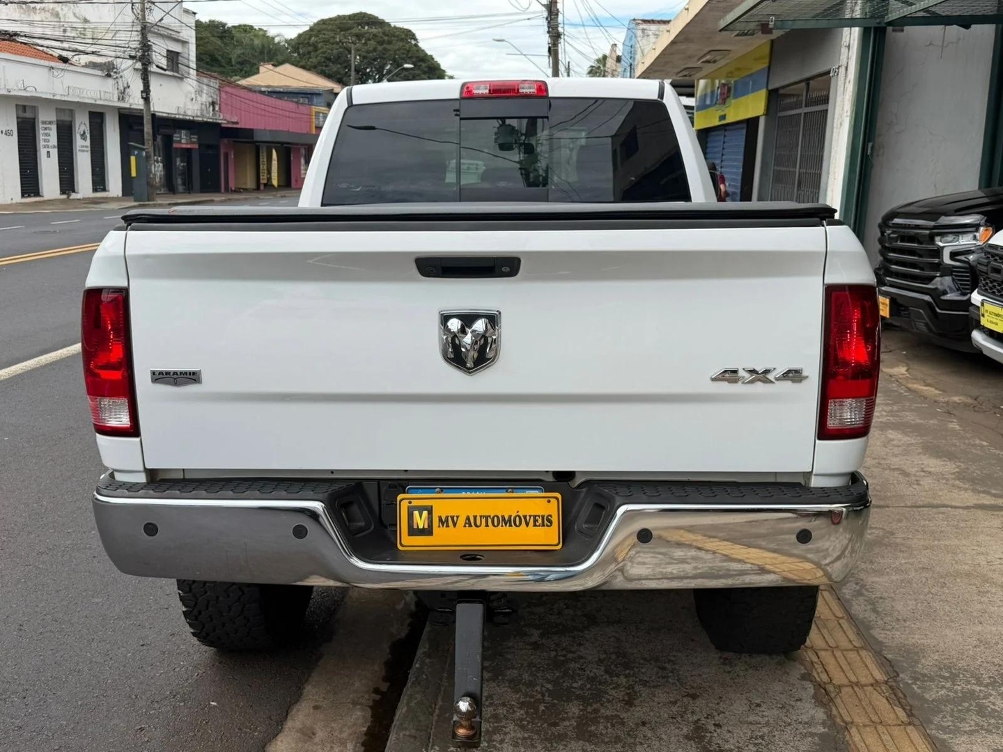 RAM 25006.7 LARAMIE 4X4 CD I6 TURBO DIESEL 4P AUTOMÁTICO 2012