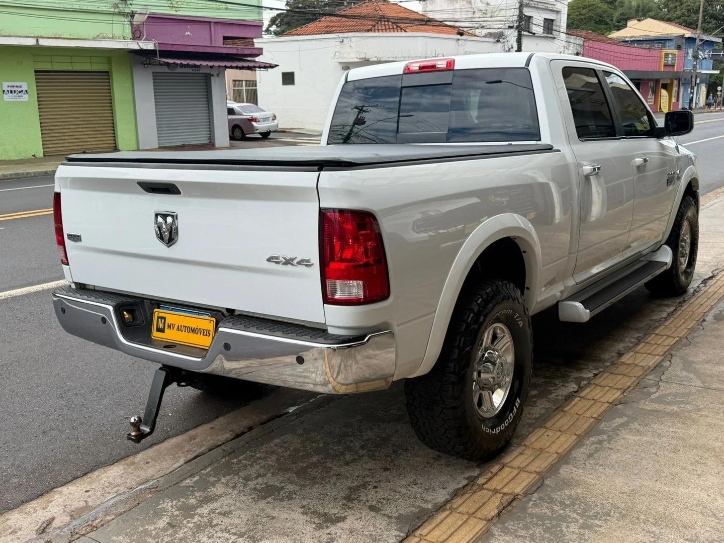 RAM 25006.7 LARAMIE 4X4 CD I6 TURBO DIESEL 4P AUTOMÁTICO 2012
