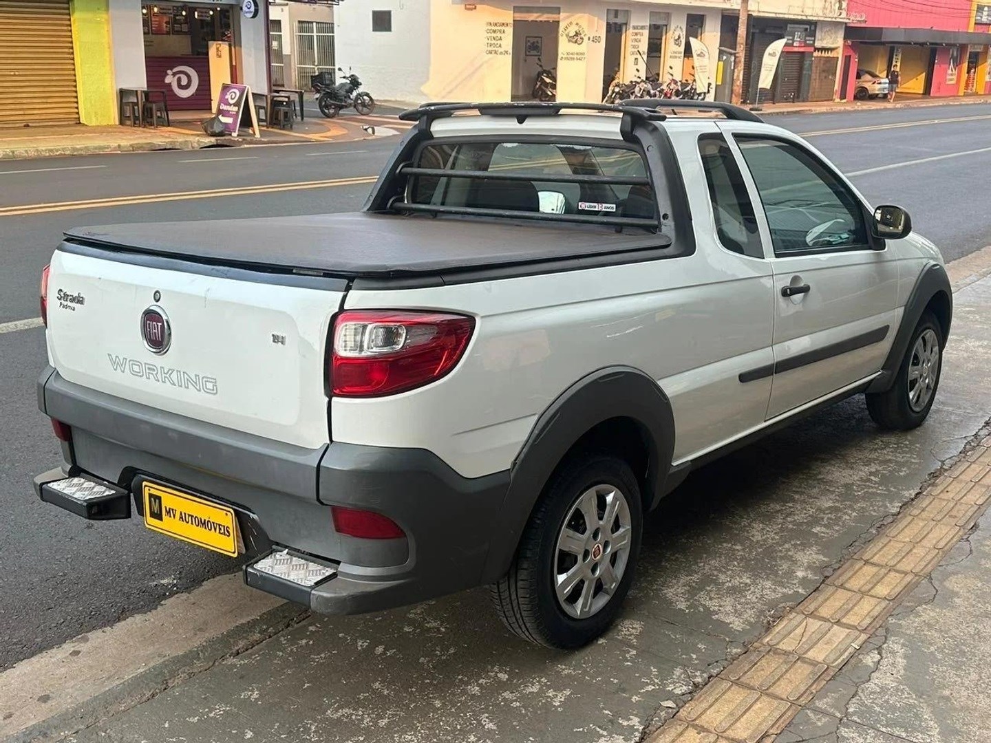 FIAT STRADA1.4 MPI WORKING CE 8V FLEX 2P MANUAL 2015
