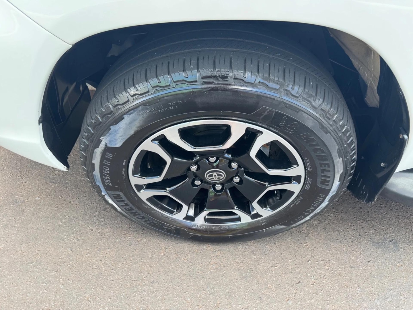 TOYOTA HILUX2.8 D-4D TURBO DIESEL CD SRX 4X4 AUTOMÁTICO 2021