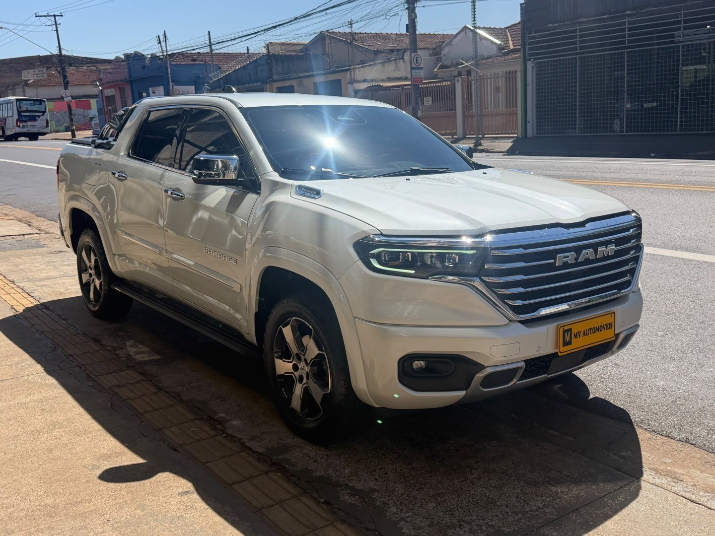 RAM RAMPAGE2.0 TURBO DIESEL LARAMIE 4X4 AUTOMÁTICO 2024