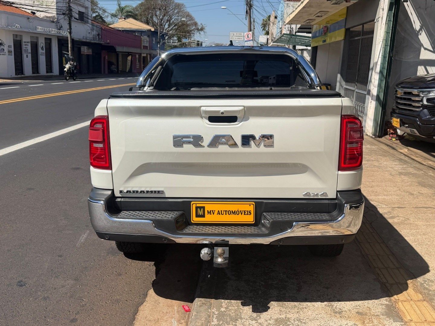 RAM RAMPAGE2.0 TURBO DIESEL LARAMIE 4X4 AUTOMÁTICO 2024