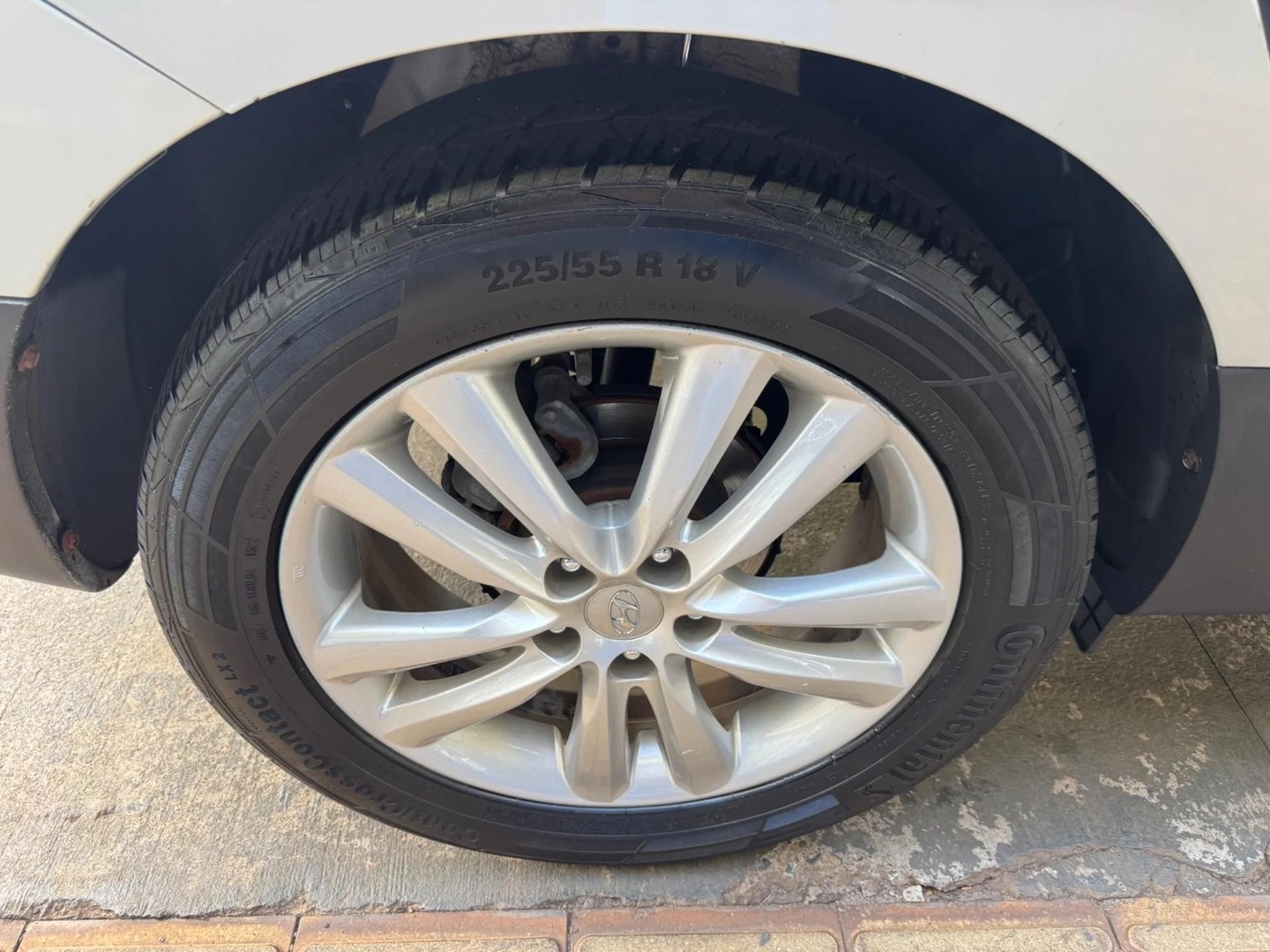 HYUNDAI IX352.0 MPFI GLS 16V FLEX 4P AUTOMÁTICO 2015