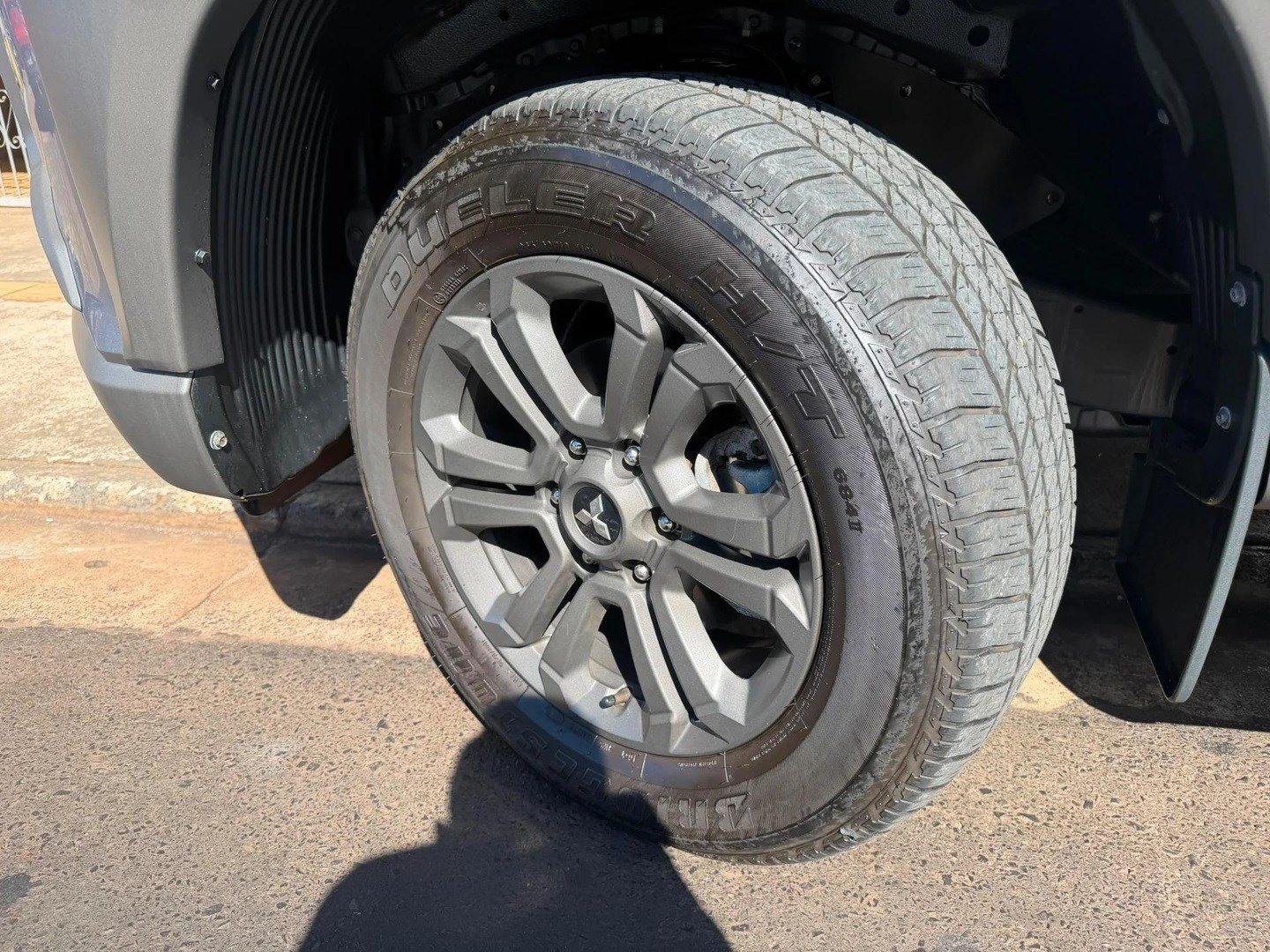 MITSUBISHI L200 TRITON2.4 16V TURBO DIESEL SPORT OUTDOOR PLUS CD 4P 4X4 AUTOMÁTICO 2025