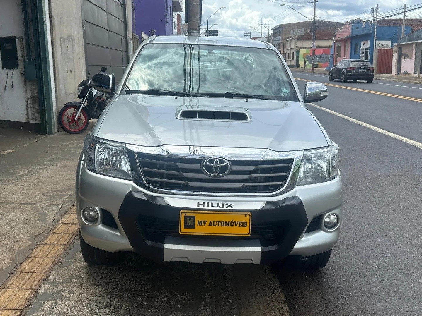 TOYOTA HILUX3.0 SRV 4X4 CD 16V TURBO INTERCOOLER DIESEL 4P AUTOMÁTICO 2014