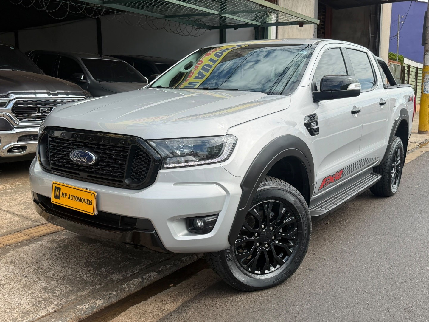 FORD RANGER3.2 FX4 4X4 CD 20V DIESEL 4P AUTOMÁTICO 2023