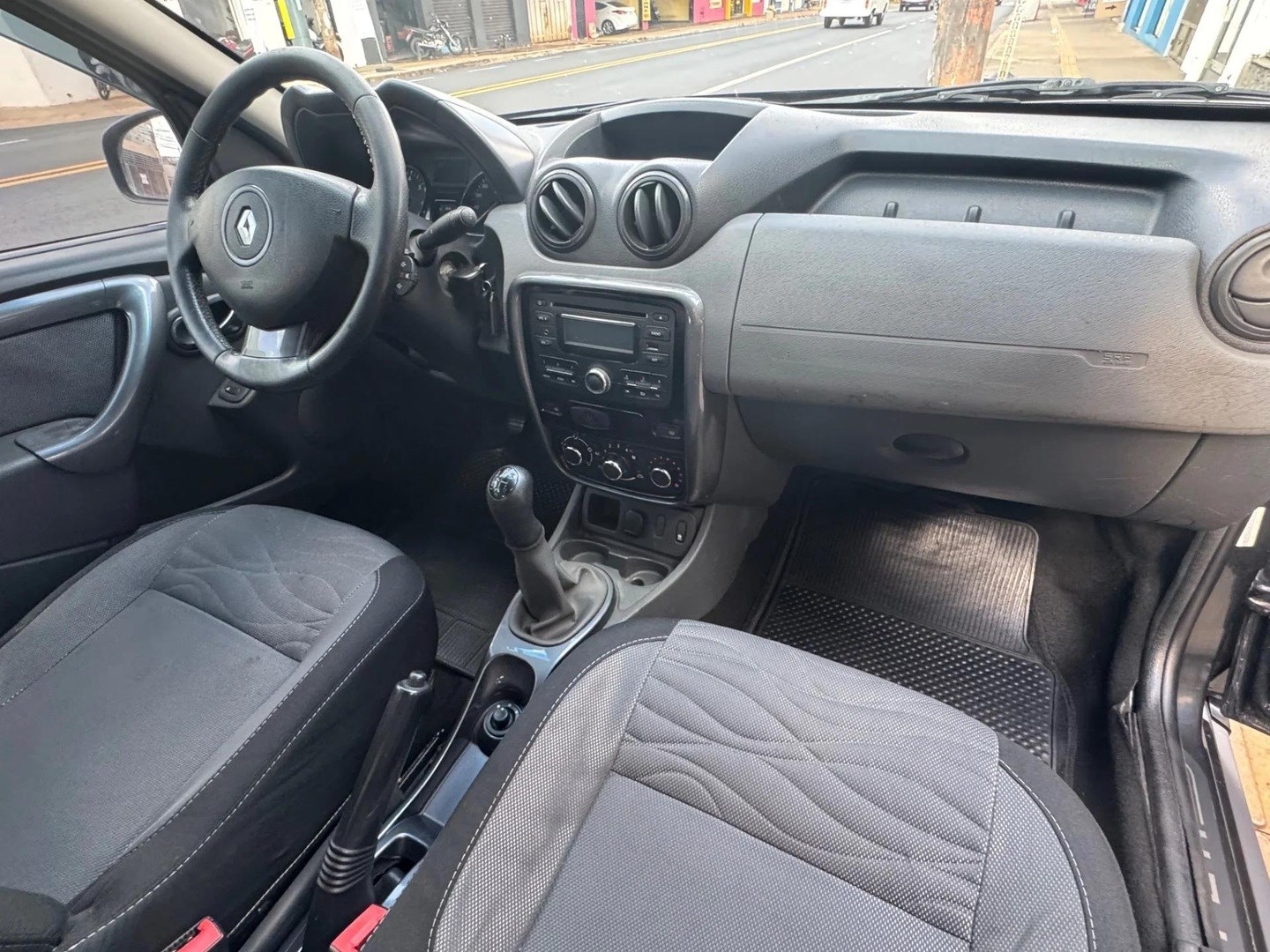 RENAULT DUSTER1.6 DYNAMIQUE 4X2 16V FLEX 4P MANUAL 2013