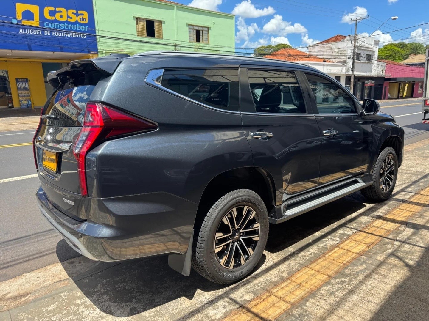 MITSUBISHI PAJERO SPORT2.4 16V MIVEC TURBO DIESEL HPE AWD AUTOMÁTICO 2022