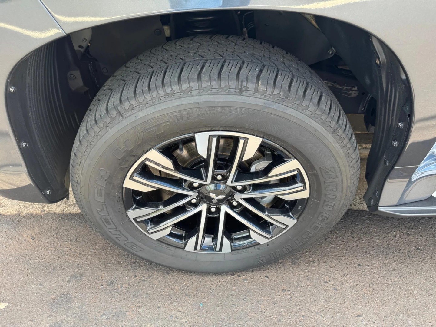 MITSUBISHI PAJERO SPORT2.4 16V MIVEC TURBO DIESEL HPE AWD AUTOMÁTICO 2022