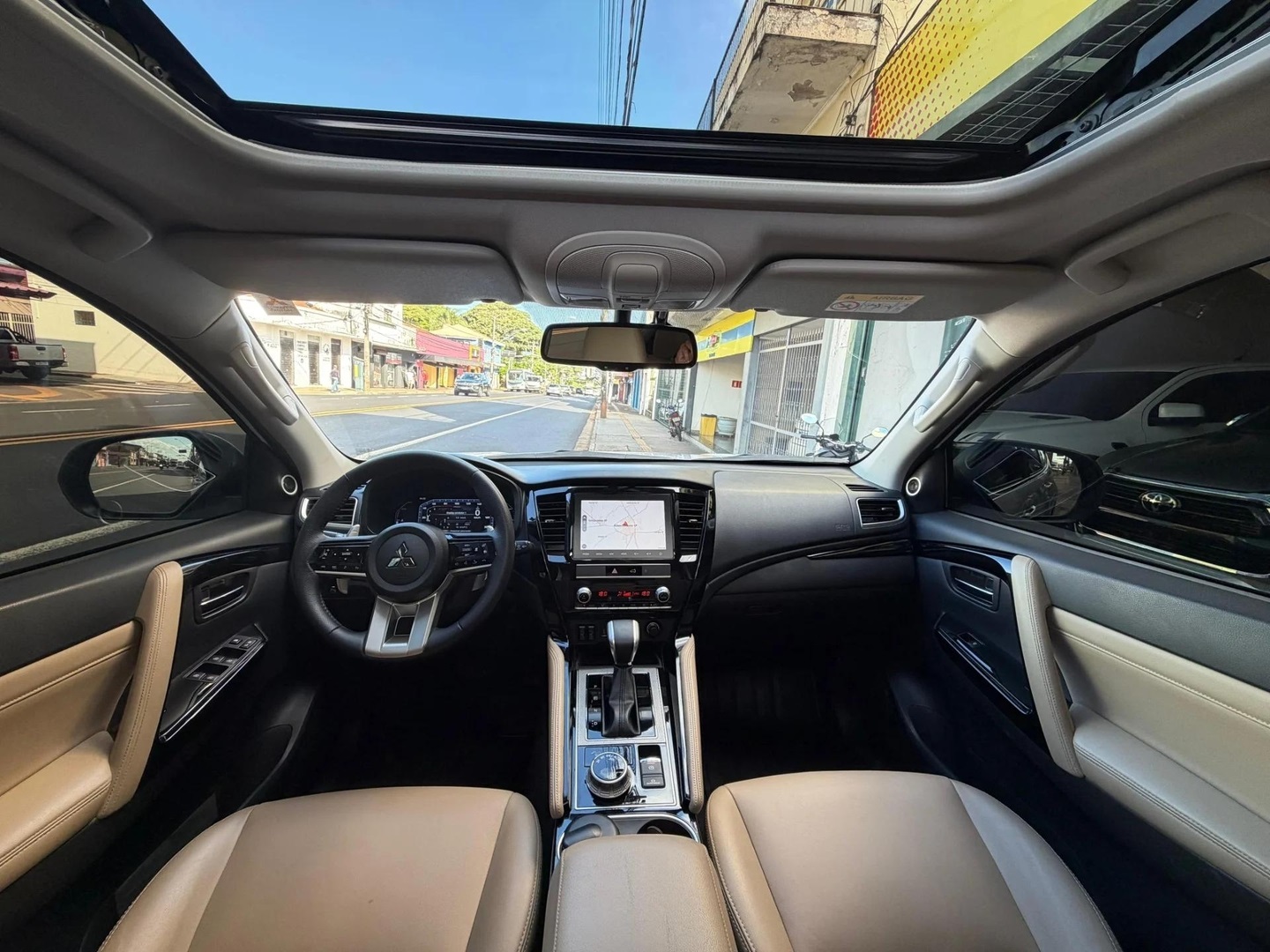 MITSUBISHI PAJERO SPORT2.4 16V MIVEC TURBO DIESEL LEGEND AWD AUTOMÁTICO 2025