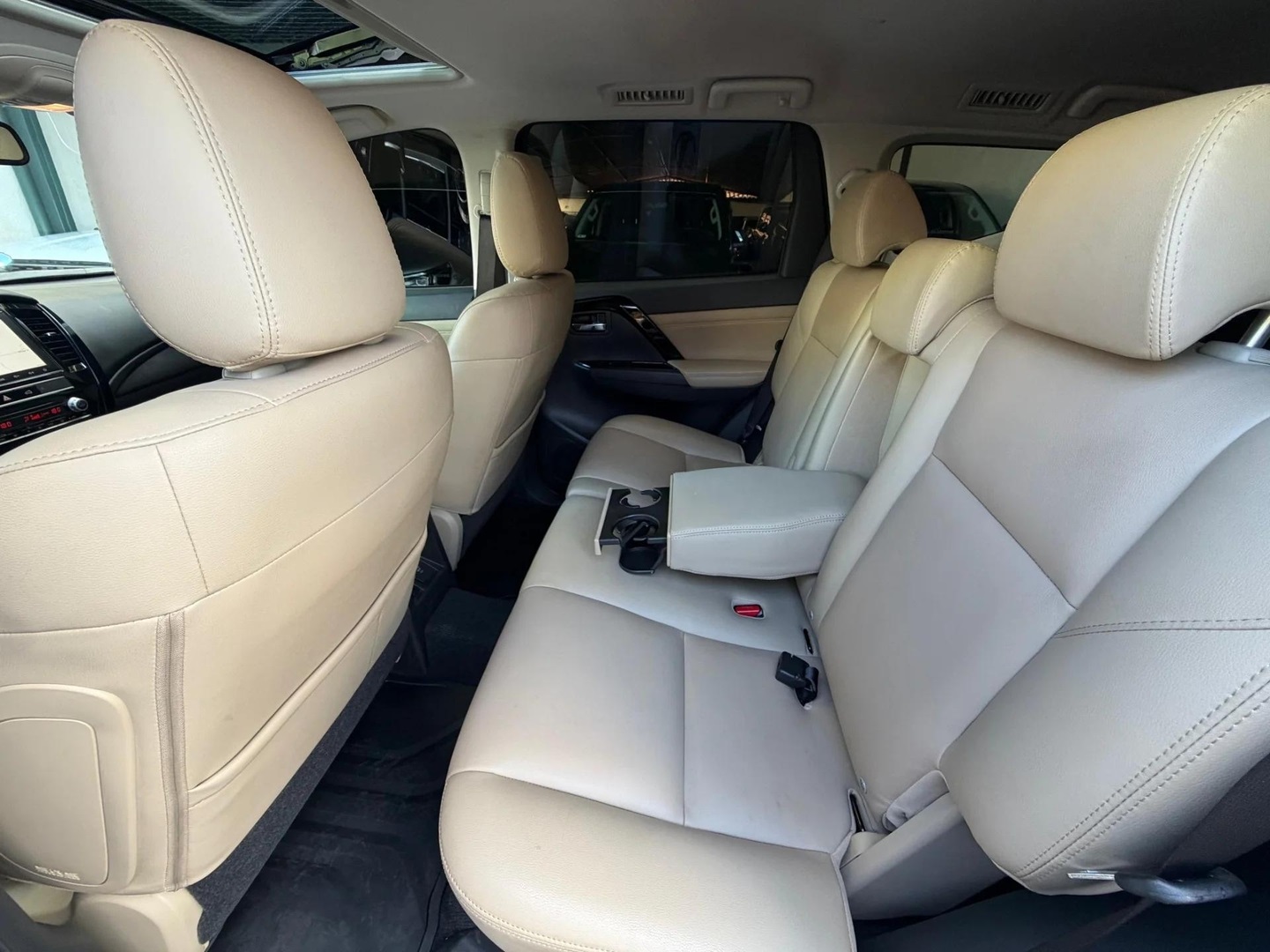 MITSUBISHI PAJERO SPORT2.4 16V MIVEC TURBO DIESEL LEGEND AWD AUTOMÁTICO 2025