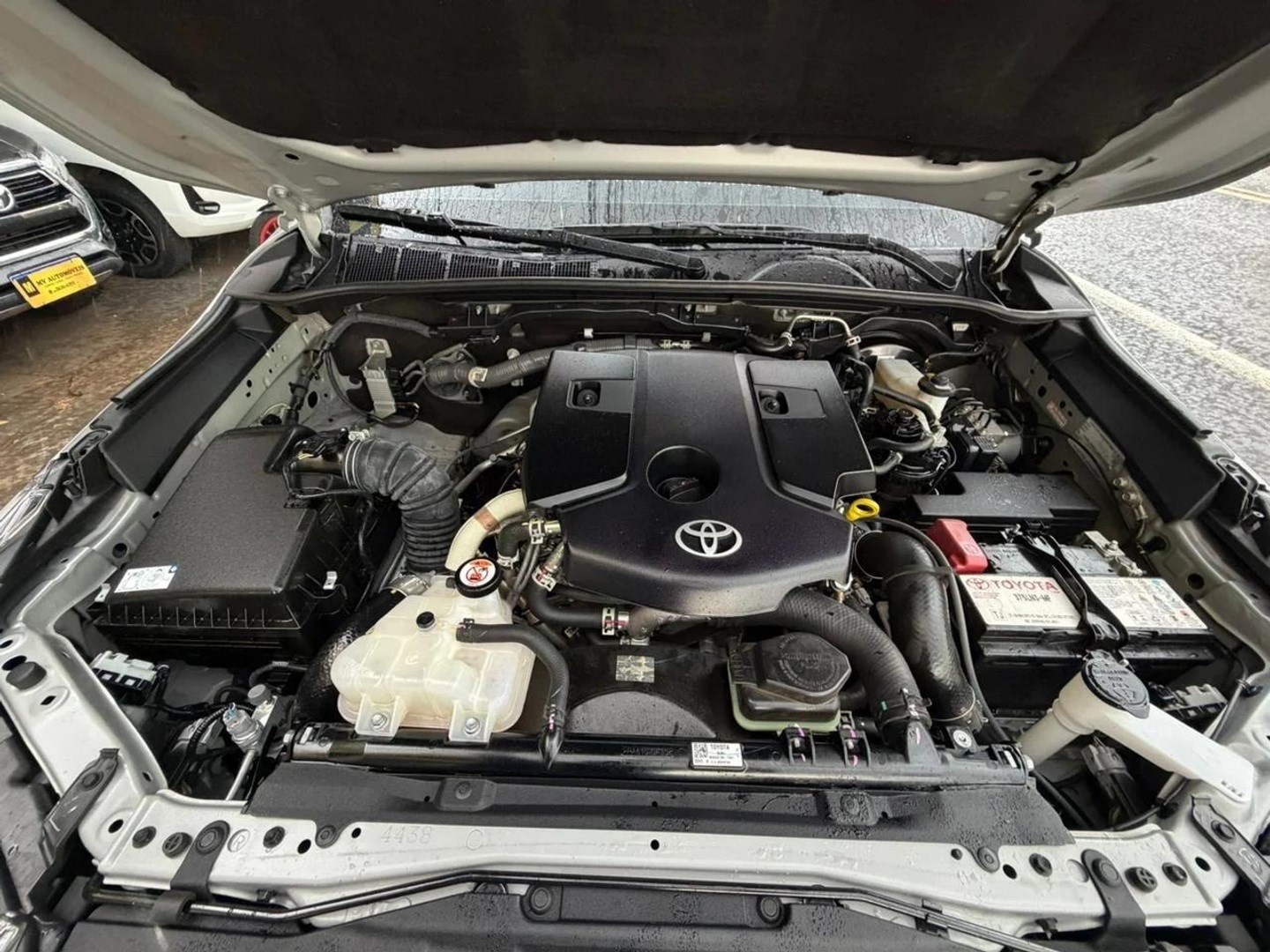 TOYOTA HILUX2.8 D-4D TURBO DIESEL CD SRX PLUS 4X4 AUTOMÁTICO 2024
